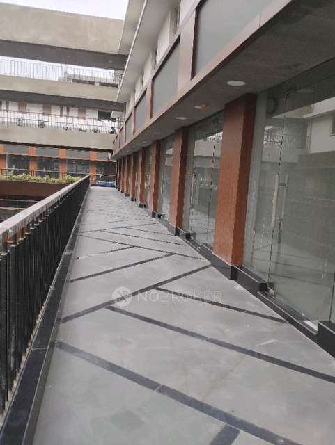 Shop in Sector-27, Greater Noida for Rent 