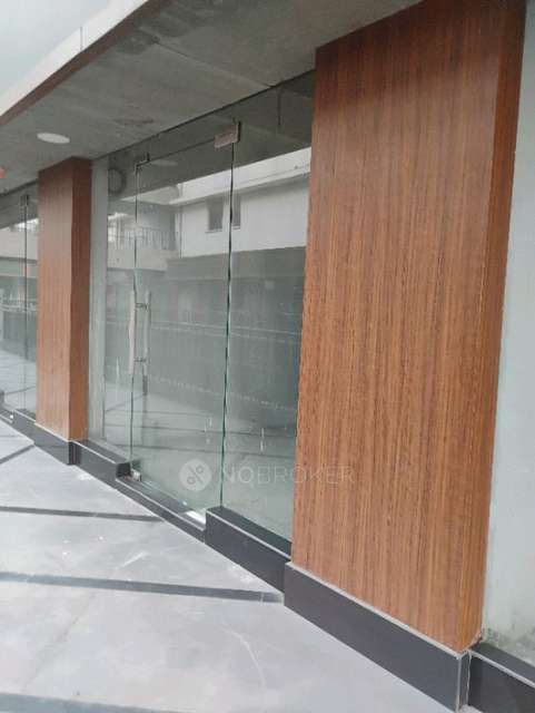Shop in Sector-27, Greater Noida for Rent 