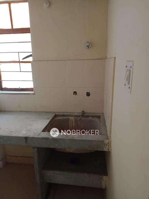 1 BHK Flat In Manokamna Apartments Dda Flats For Sale  In Rohini