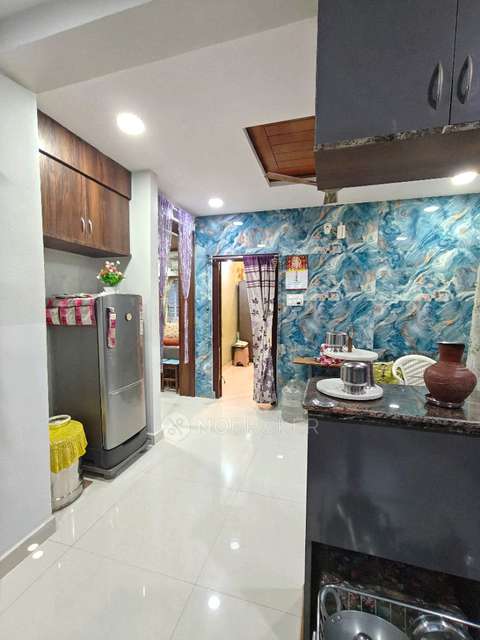 2 BHK Flat In Naidu Hieghts Building For Sale  In Kukatpally Housing Board Colony, Kukatpally