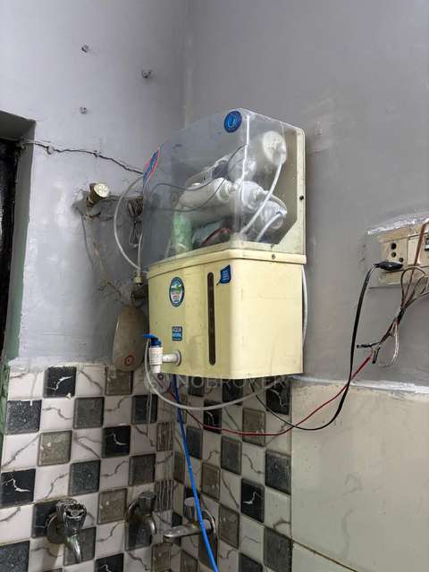 PG for Girls in Hastsal