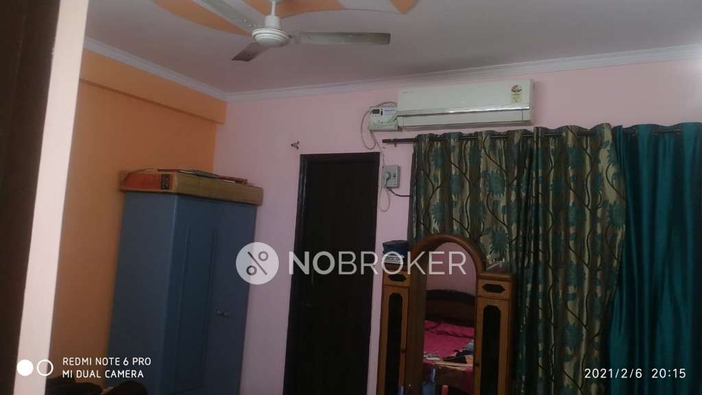 2 BHK Flat In  Sewak Park For Sale  In Dwarka More