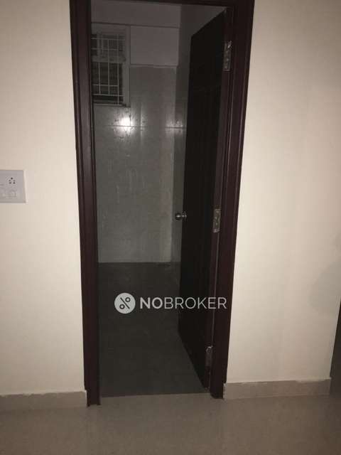 2 BHK Flat In Sahasra Grand Apartments For Sale  In Kalyan Nagar