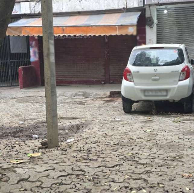 Showroom in Lohia Nagar, Ghaziabad for Rent 