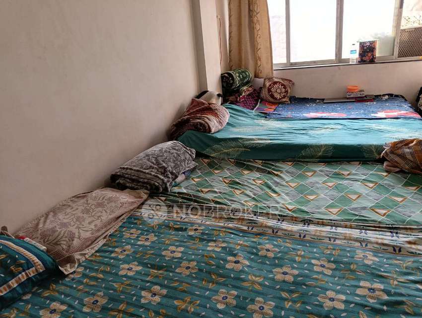 PG for Girls in Dahisar East