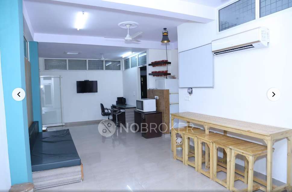 PG for Boys in Kirti Nagar