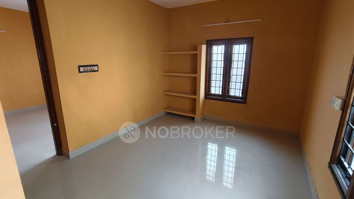 1 BHK House for Rent  In Palavakkam