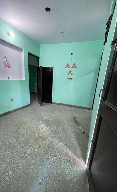 3 BHK Flat In Stand Alone Building For Sale  In Shakarpur