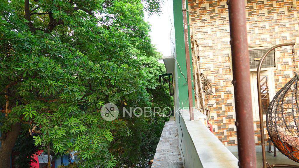 3 BHK Flat In Stand Alone Building For Sale  In Shakarpur
