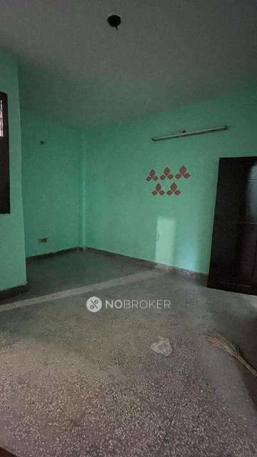 3 BHK Flat In Stand Alone Building For Sale  In Shakarpur