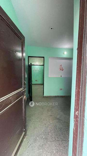 3 BHK Flat In Stand Alone Building For Sale  In Shakarpur
