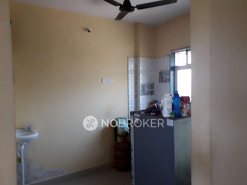 1 RK Flat In Vatruksha Apartemnt  For Sale  In Nala Sopara