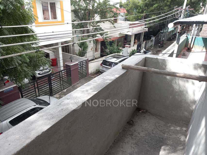 2 BHK Flat In K Cons For Sale  In Virugambakkam