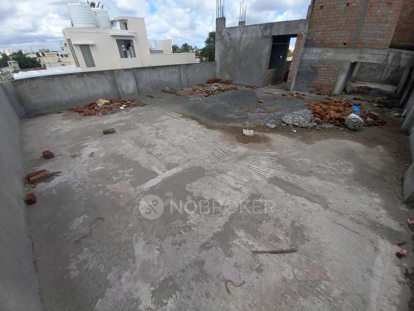 2 BHK Flat In K Cons For Sale  In Virugambakkam