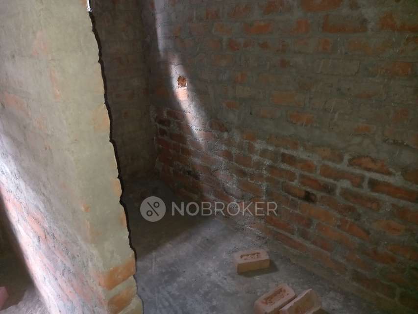 2 BHK Flat In K Cons For Sale  In Virugambakkam