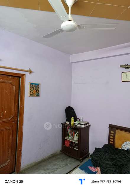 2 BHK Flat In Metro Plaza For Sale  In Sahibabad