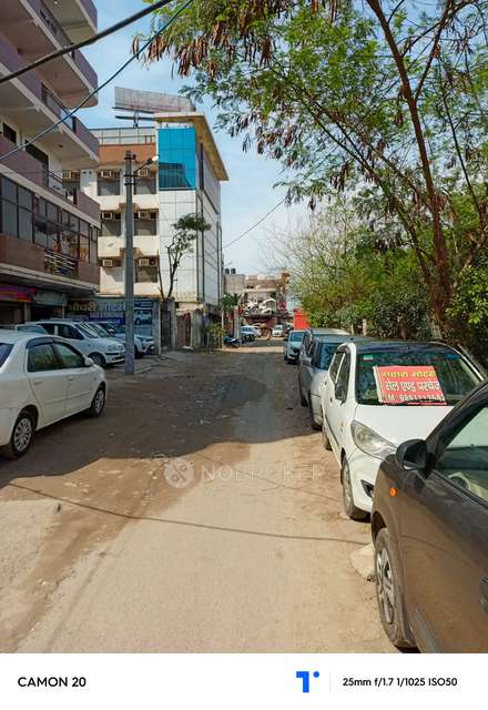 2 BHK Flat In Metro Plaza For Sale  In Sahibabad