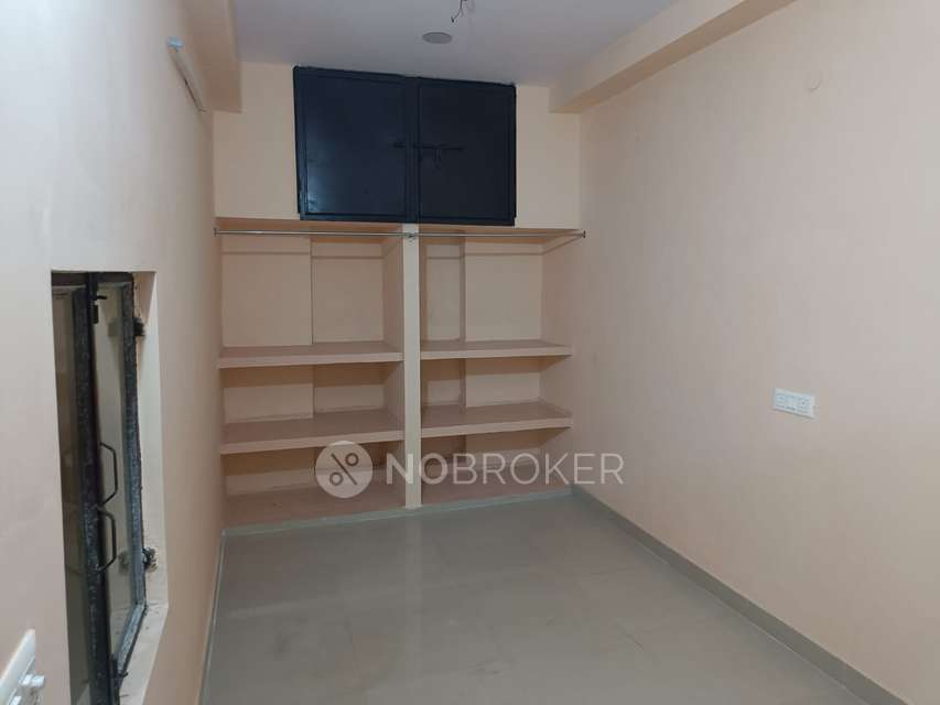 1 BHK Flat In Apartment for Rent  In Naraina Village, Naraina