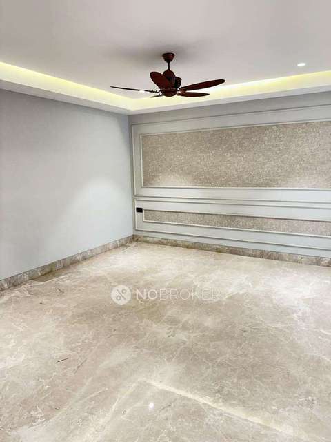 4 BHK Flat In Standalone Building  For Sale  In Vivek Vihar