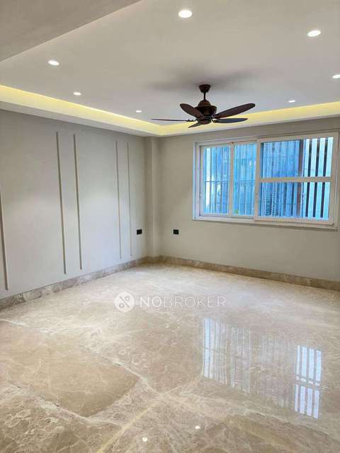 4 BHK Flat In Standalone Building  For Sale  In Vivek Vihar