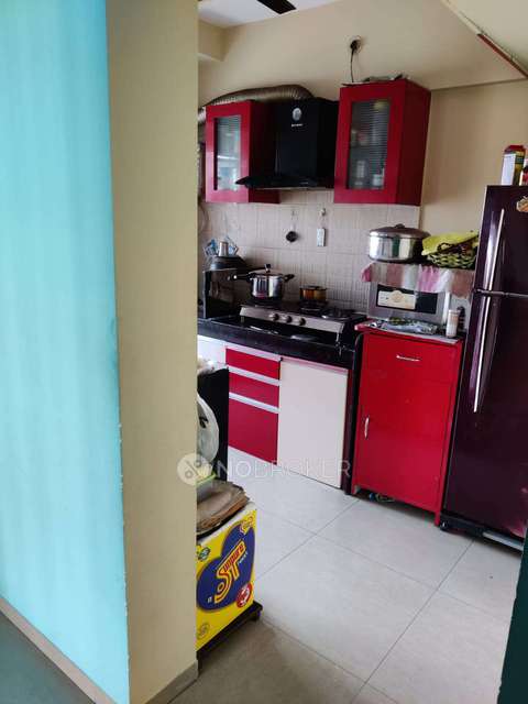 2 BHK Flat In N Tower  For Sale  In Mulund East