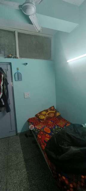 1 RK Flat In Apartment for Rent  In Kalkaji