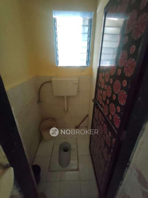 1 BHK Flat In Standalone Building  For Sale  In Sai Samarth Chs