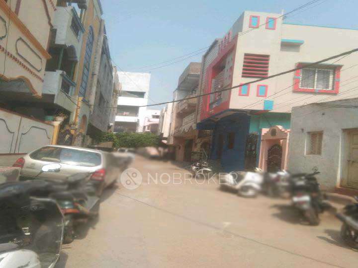 1 RK Flat for Rent  In  Amberpet