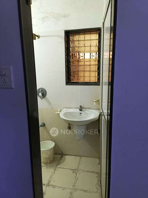 2 BHK Flat In Rajeshwar Chs For Sale  In Jogeshwari East