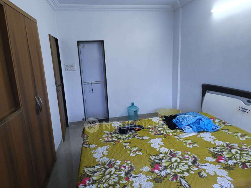 2 BHK Flat In Rajeshwar Chs For Sale  In Jogeshwari East