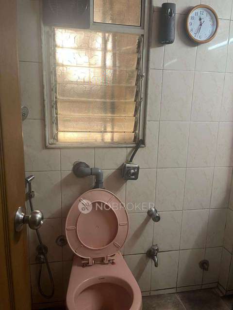 2 BHK Flat In Samkeet For Sale  In Vile Parle East