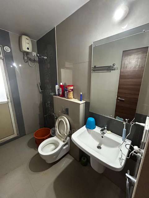 2 BHK Flat In Kohinoor City Phase Ii For Sale  In Kurla West