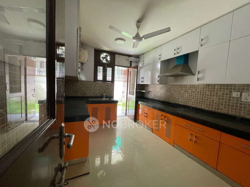 4 BHK House For Sale  In Sector 57