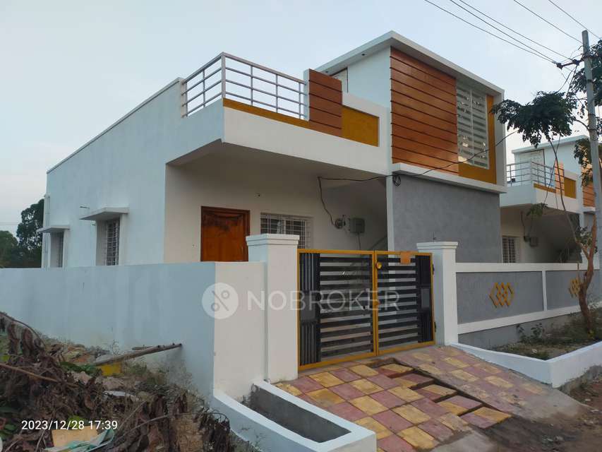 2 BHK House for Rent  In Metro Apex