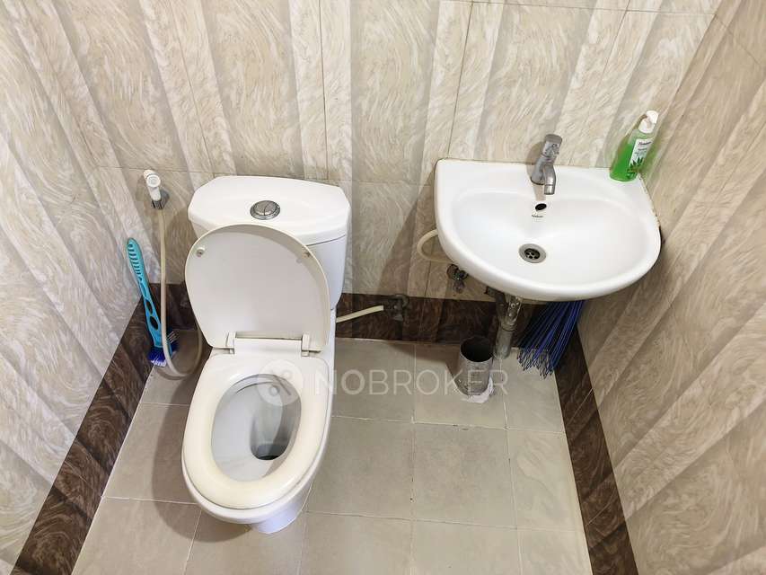 3 BHK Flat In Sri Chowdeshwari Residency For Sale  In Banashankari