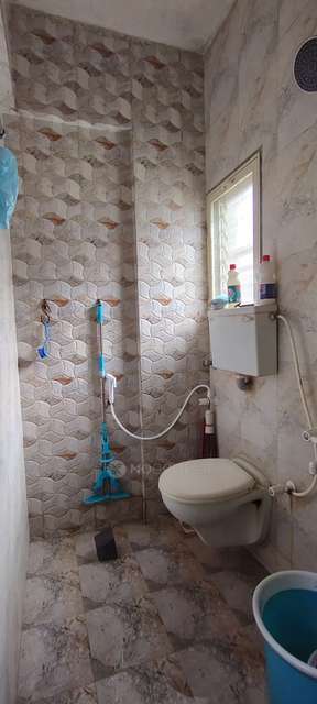 2 BHK Flat In Krishna Aangan Chs For Sale  In Newali