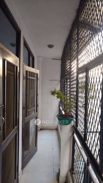 2 BHK Flat In Balaji Apartment  For Sale  In Sainik Farm