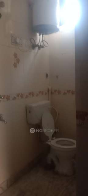 2 BHK Flat In Balaji Apartment  For Sale  In Sainik Farm