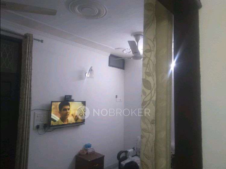 1 BHK Flat In Sant Garh M.b.s Nagar Tilak  Nagar For Sale  In 15-a, Sant Garh, Shahpura, Chaukhandi, Vishnu Garden, New Delhi, Delhi, 110018, India