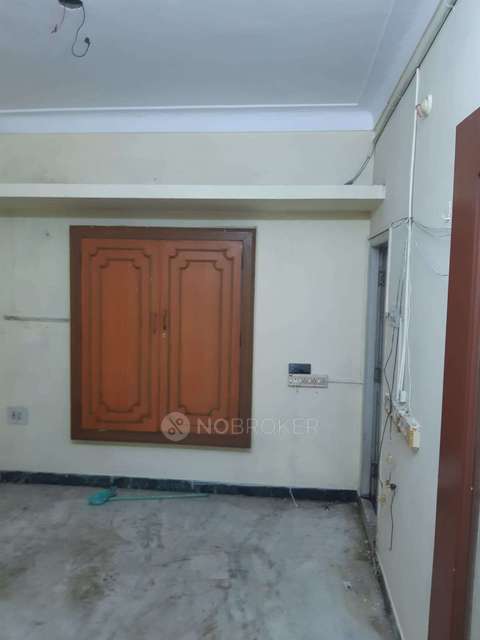 2 BHK Flat for Rent  In Periamet