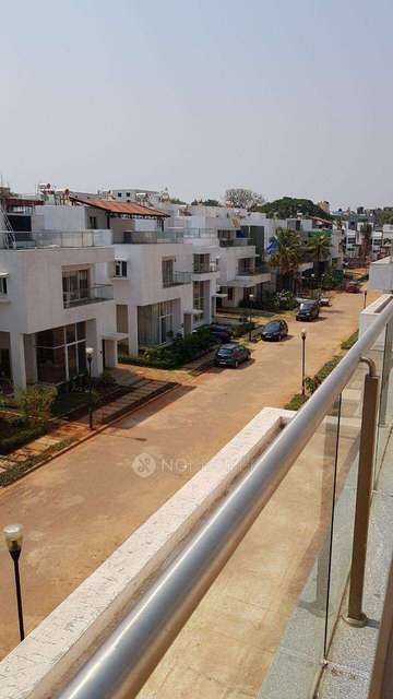 4 BHK Flat For Sale  In Godrej Gold County