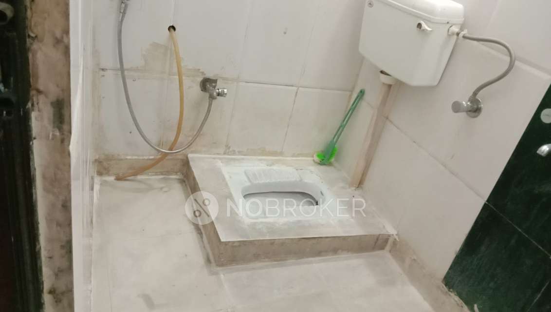 2 BHK Flat In 134d1 For Sale  In Malviya Nagar