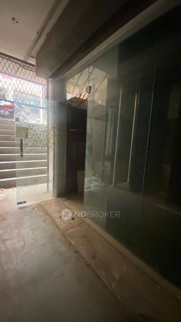 Shop in Kotla Mubarakpur, Delhi for sale 