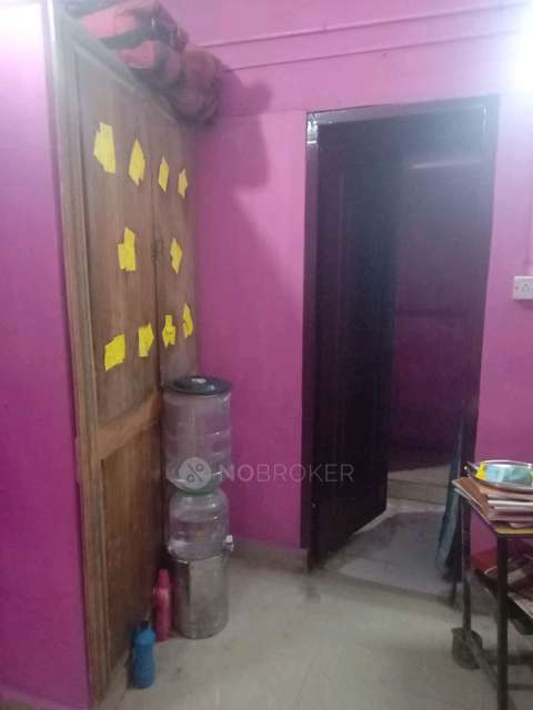 1 BHK Flat In Kasthuri Apartments for Rent  In 72-84, Lakshmipuram Rd, Alagiri Nagar, Vadapalani, Chennai, Tamil Nadu 600026, India