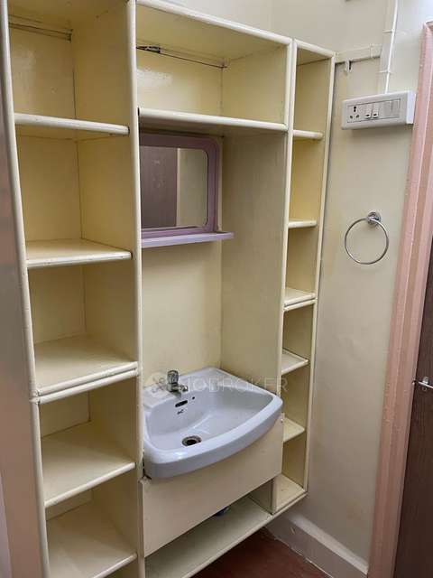 PG for Girls in Aundh