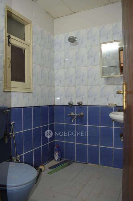 2 BHK Flat In Sun City For Sale  In Sector 54