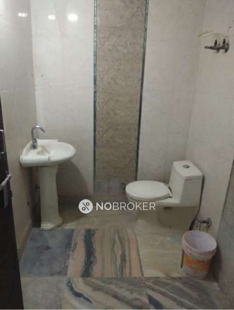 4 BHK Flat In Apartment For Sale  In Mohan Garden