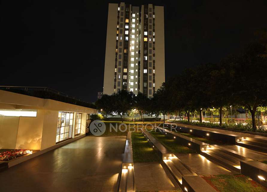 2 BHK Flat In Kolte Patil Little Earth for Rent  In Kiwale