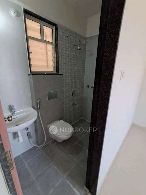 2 BHK Flat In Kolte Patil Little Earth for Rent  In Kiwale