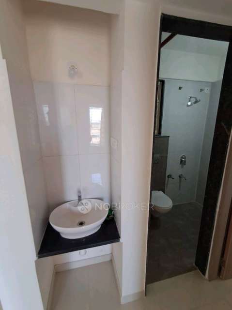 2 BHK Flat In Kolte Patil Little Earth for Rent  In Kiwale